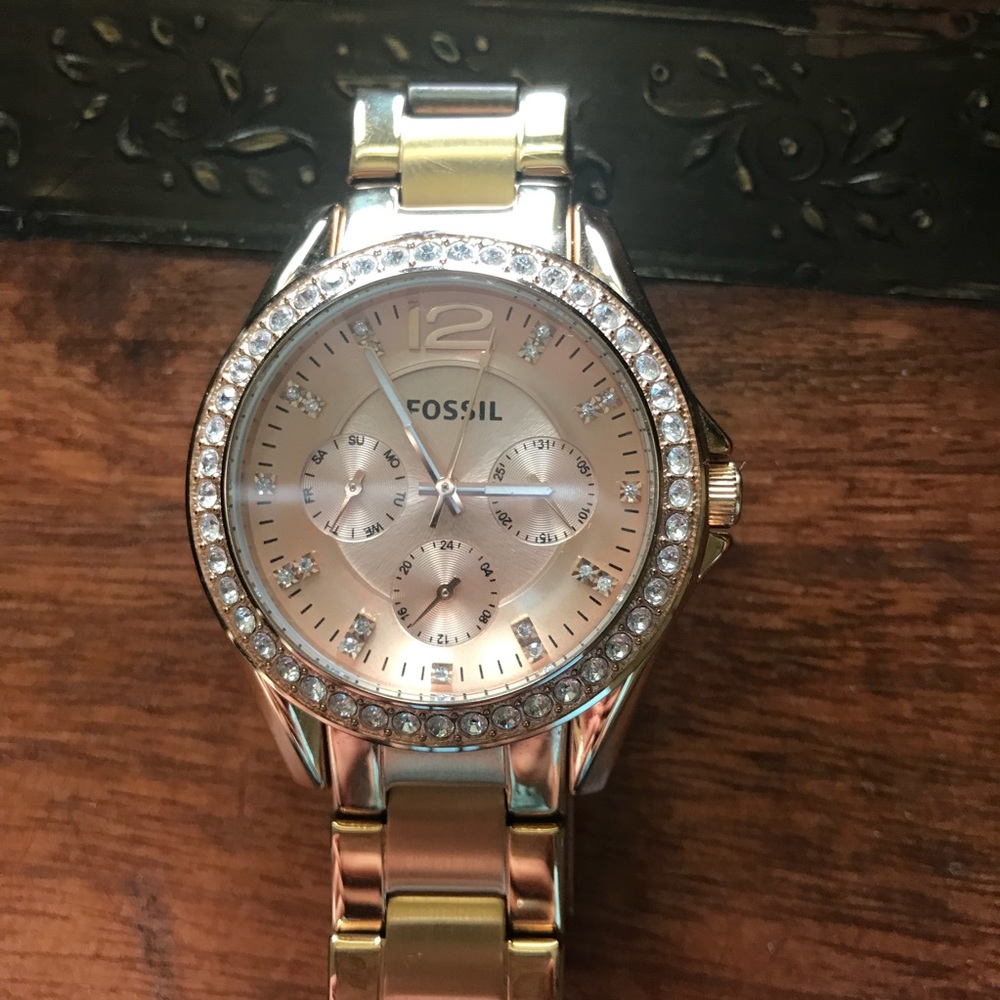 Fossil watch